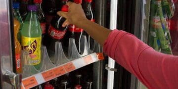 Refresqueras y cerveceras bloquean la ley del agua a nivel federal, denuncian activistas
