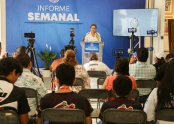 Garantizan salud solucionando problemas de alcantarillado