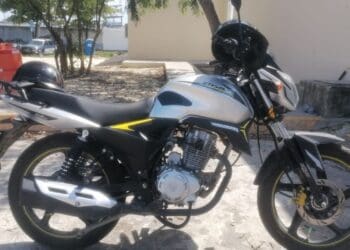 Policía de Solidaridad recupera una moto robada mientras hacía recorridos de vigilancia en Villas del Sol