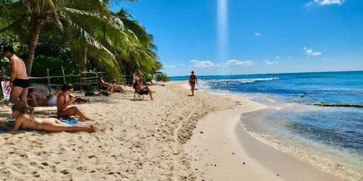 Se alistan autoridades de Playa del Carmen para garantizar la seguridad de los turistas en Semana Santa