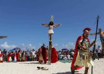 Se realizarán ocho viacrucis en Playa del Carmen este Viernes Santo