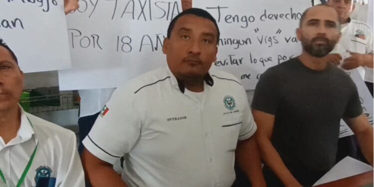 Taxistas de Playa del Carmen piden que no se politice la entrega de placas en el marco de la elección sindical