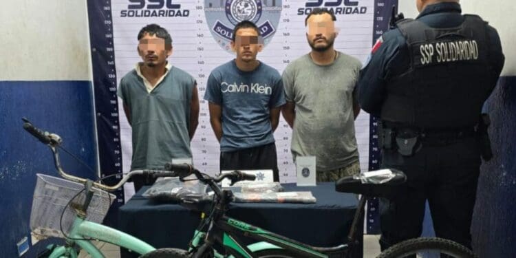 Detienen a tres sujetos en Playa del Carmen cuando pretendían robar una bicicleta