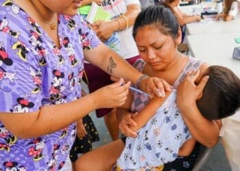 Se invita a participar en campañas permanentes de vacunación en Playa del Carmen