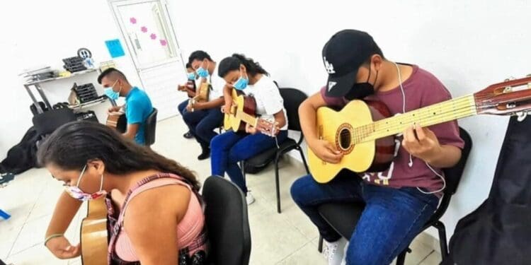 Participa en los talleres de los Centros de Desarrollo Comunitarios