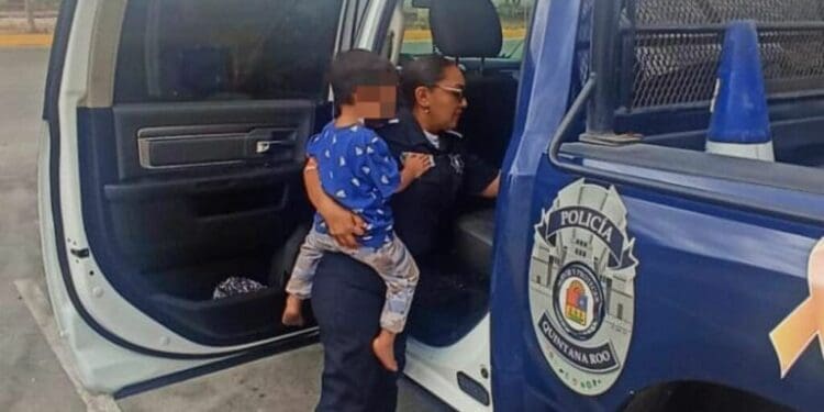 Rescatan a menor de dos años extraviado en la avenida CTM de Playa del Carmen