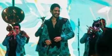 Espectacular presentación de la banda El Recodo en la feria de Playa del Carmen