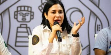 Estefanía Mercado atiende contingencia heredada por acumulación de basura en Solidaridad