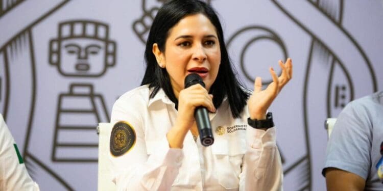 Estefanía Mercado atiende contingencia heredada por acumulación de basura en Solidaridad