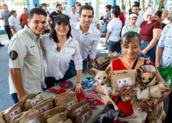 Estefanía Mercado y Eugenio Segura encabezan jornada de bienestar animal en Playa del Carmen