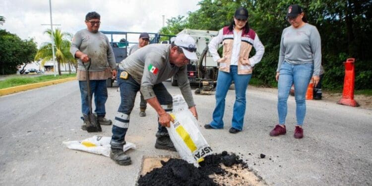 Continuaremos trabajando a máxima capacidad para tener un Solidaridad sin baches: Estefanía Mercado