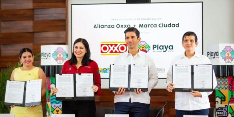 Gobierno de Solidaridad y tiendas Oxxo suman esfuerzos para promocionar la marca Ciudad Playa del Carmen