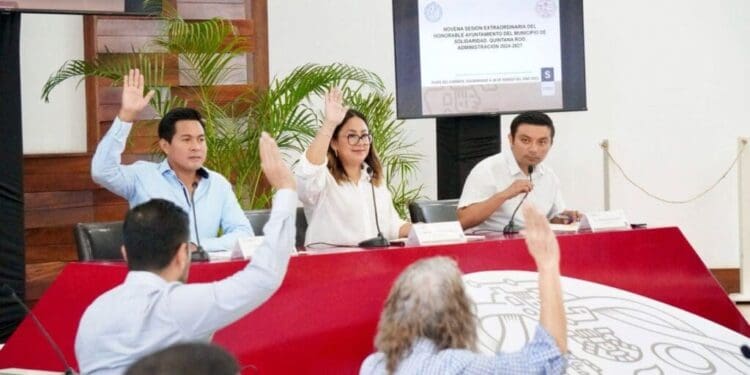 Aprueba Cabildo de Solidaridad proyecto de decreto para el cambio de nombre del municipio a Playa del Carmen