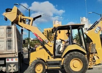 Con calles y espacios limpios y seguros, Estefanía Mercado dignifica colonias de Playa del Carmen