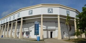 Estefanía Mercado transforma la imagen de parques e instalaciones deportivas con el color "Arena Playa"