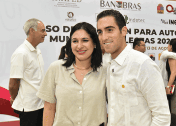 Gino Segura encabeza carrera a la gubernatura y Estefanía Mercado se consolida en la segunda posición