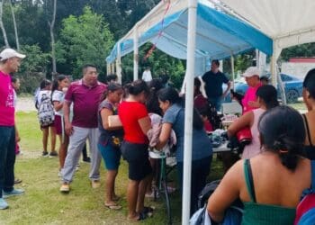 Gobierno de Estefanía Mercado acerca bienestar y servicios gratuitos a comunidades indígenas