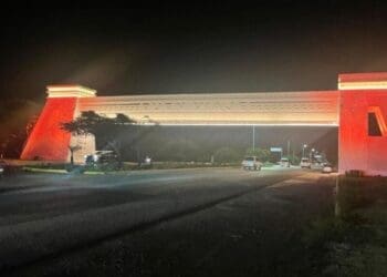 Playa del Carmen se ilumina de naranja en conmemoración del Día Internacional para la Eliminación de la Violencia contra la Mujer